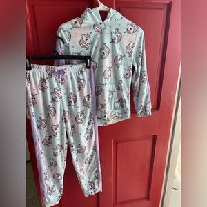 Soft & comfy unicorn pajama set for girls